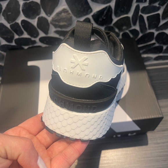 John Richmond embossed low top silver sneakers - Picture 8 of 13